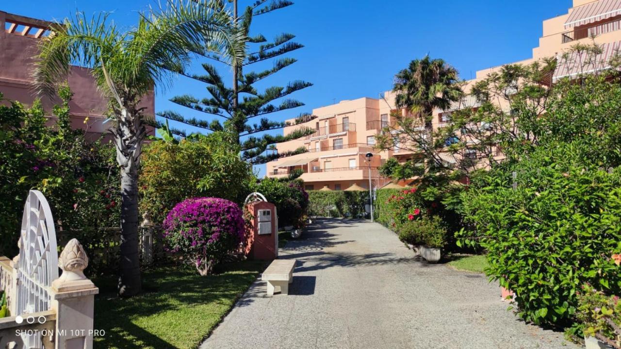 Salobreña - Primera Línea de Playa junto al Paseo Marítimo Exterior foto
